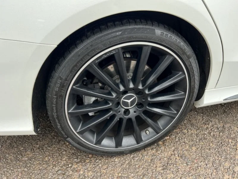 Gavel Auctioneers Ltd - 2019 Mercedes-Benz AMG C43 Premium 4MATIC Estate - Auction Image 3