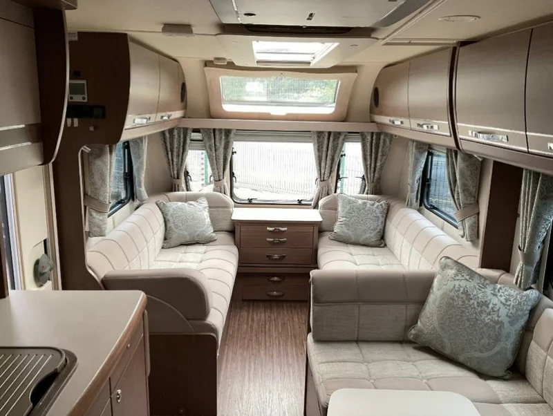 BPI Auctions - 2017 Elddis Buccaneer Galera Touring Caravan Auction - Auction Image 4
