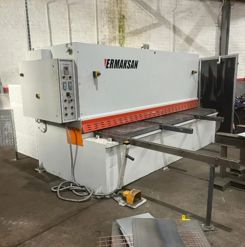 BPI Auctions - Woodworking & Metalworking Equipment Auction to include Pangborn Shotblast Machine, Bending Rollers, Panel Saws, Edgebanders, Guillotine, CNC Machines, Planers & more - Auction Image 4