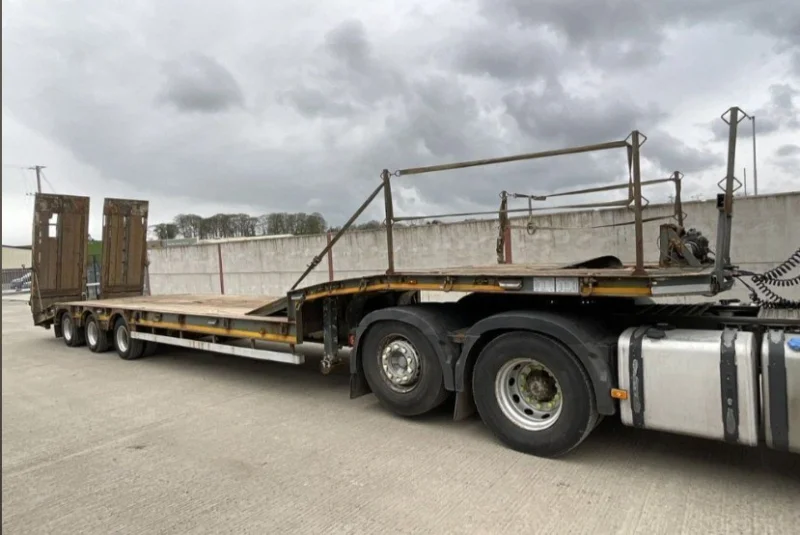 Mid Ulster Auctions Ltd - Vans, Cars, HGVs Auction to includeTransits, Low Loaders, Tipping Trailers etc - Auction Image 4