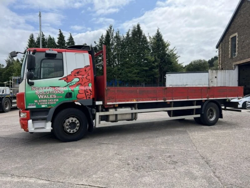 Gavel Auctioneers Ltd - The Vehicle Fleet of a South Wales Scaffold Company Auction - Auction Image 4