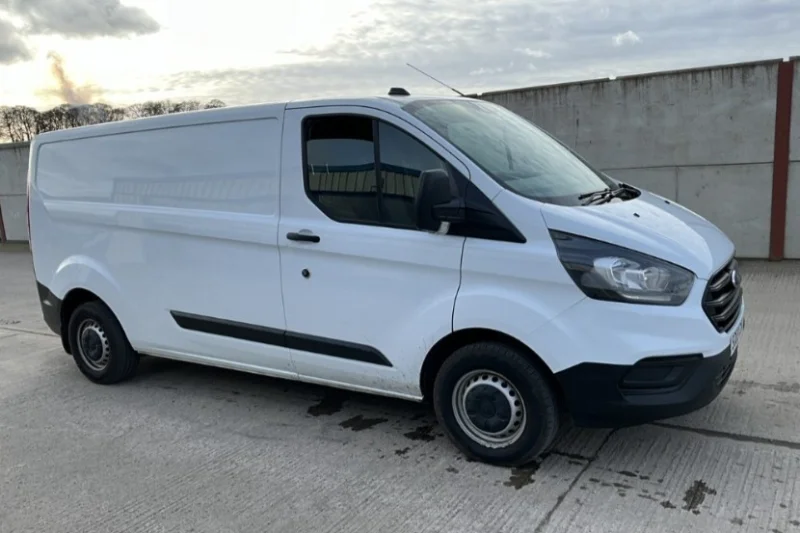 Mid Ulster Auctions Ltd - Vehicle Auction to  include Vans, Cars & HGV's - Auction Image 5