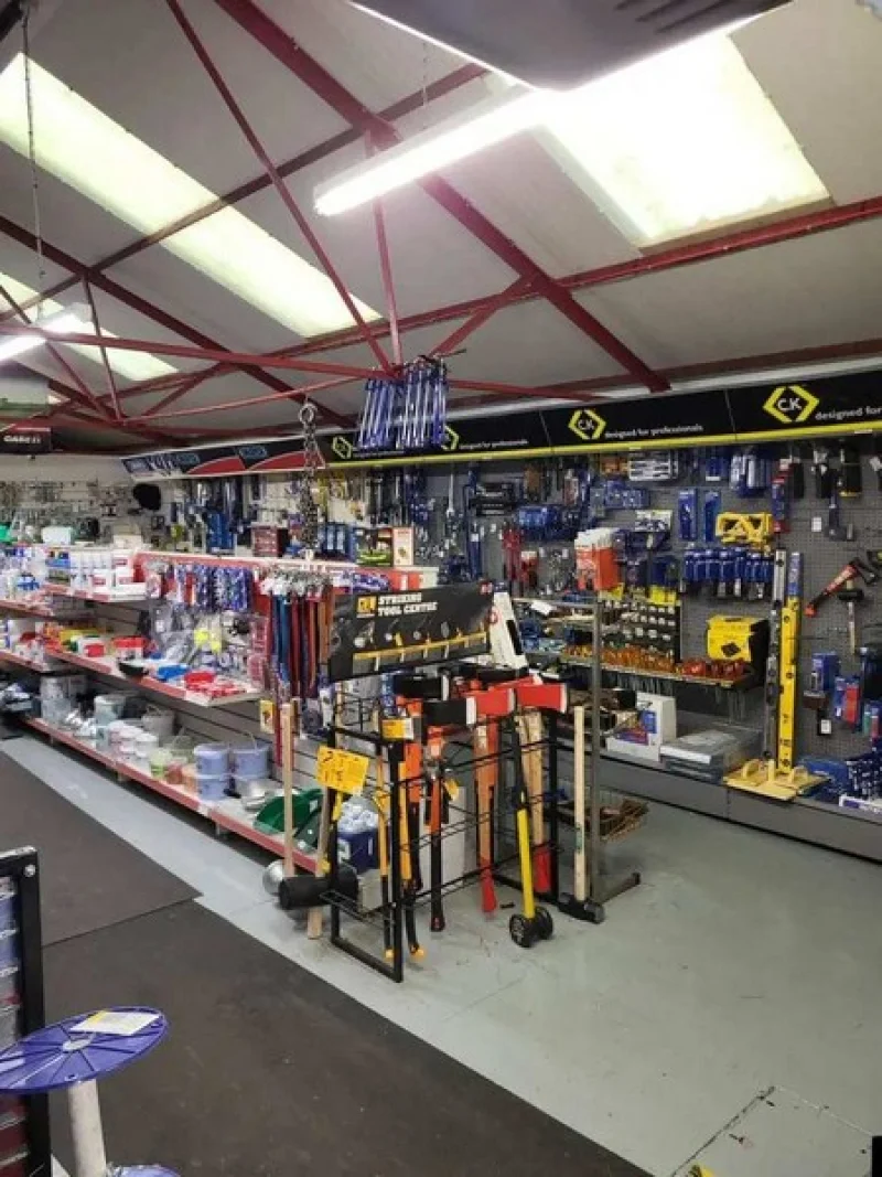 Hilco Global Europe - 2 Day Sale - New and Used Agricultural Equipment, Commercial Vehicles and Parts Stock Auction - Auction Image 9