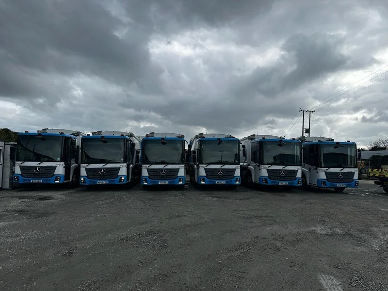 James Armstrong Auctioneers - JCB Waste Spec Teleporters, Walking Floor Trailers, Doppstadt Shredders, Ejector Trailers, Curtainside Trailers & Commercial Vehicles - Auction Image 11