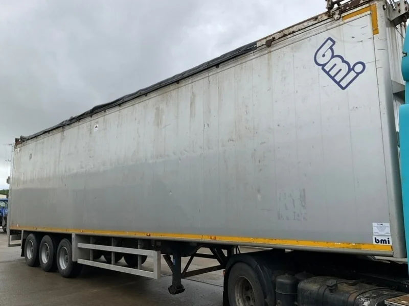 Mid Ulster Auctions Ltd - Vans, Cars & HGV Auction - Auction Image 4