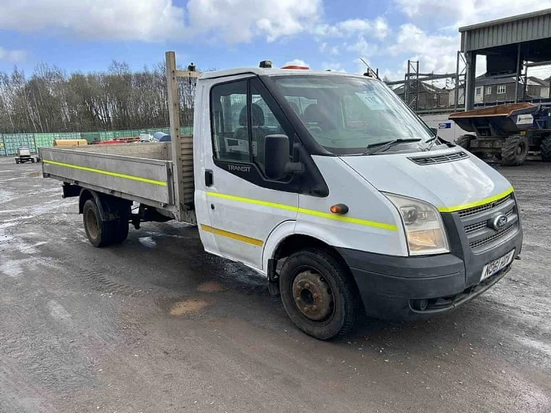 Sweeney Kincaid - Cars, Vans, HGVs, Buses & Coaches Auction - Auction Image 5