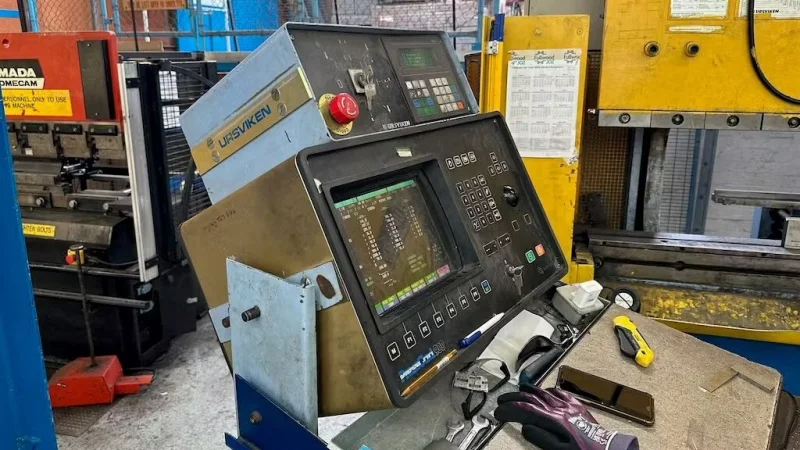 Charter Auctions Ltd - URSVIKEN Optima 160 31/255 6 Axis Hydraulic Pressbrake - Auction Image 2