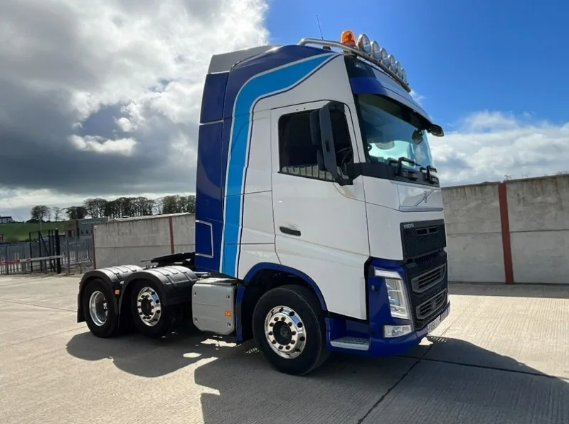 Mid Ulster Auctions Ltd - Vans, Cars & HGV Auction - Auction Image 6