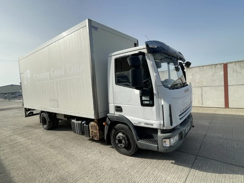 Mid Ulster Auctions Ltd - Vans, Cars & HGV Auction - Auction Image 7