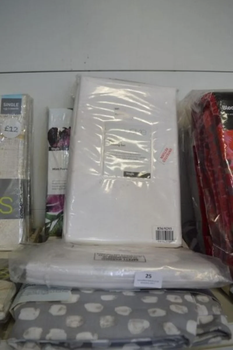 Gilbert Baitson - A Further Collection of Goods from Holderness Auction Centre - Auction Image 6