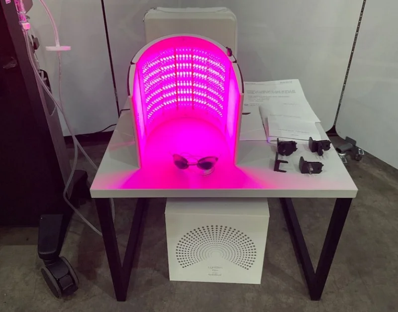 BPI Auctions - HydraFacial MD Syndeo Black Hydrodermabrasion Machine 240V & LightStim Elipsa LED Therapy Device 240V Auction - Auction Image 5