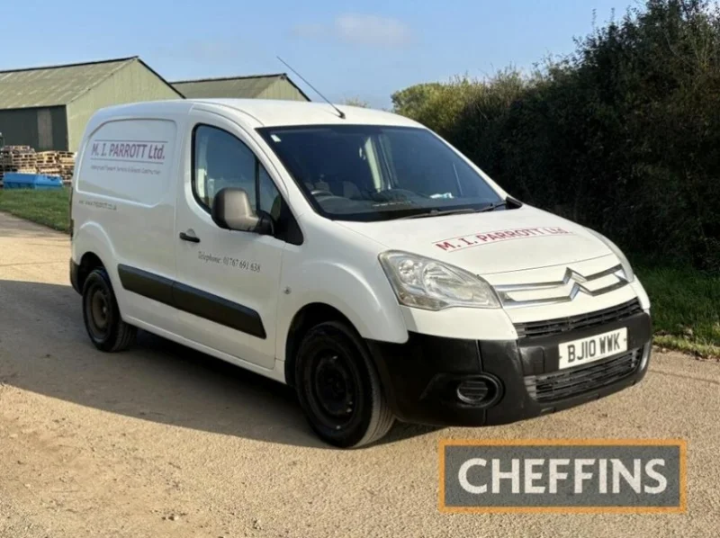Cheffins - Commercial Vehicles, Excavators, Plant & Equipment Auction - Auction Image 5