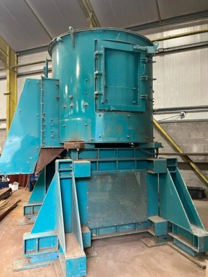 James Armstrong Auctioneers - JCB Waste Spec Teleporters, Walking Floor Trailers, Doppstadt Shredders, Ejector Trailers, Curtainside Trailers & Commercial Vehicles - Auction Image 8