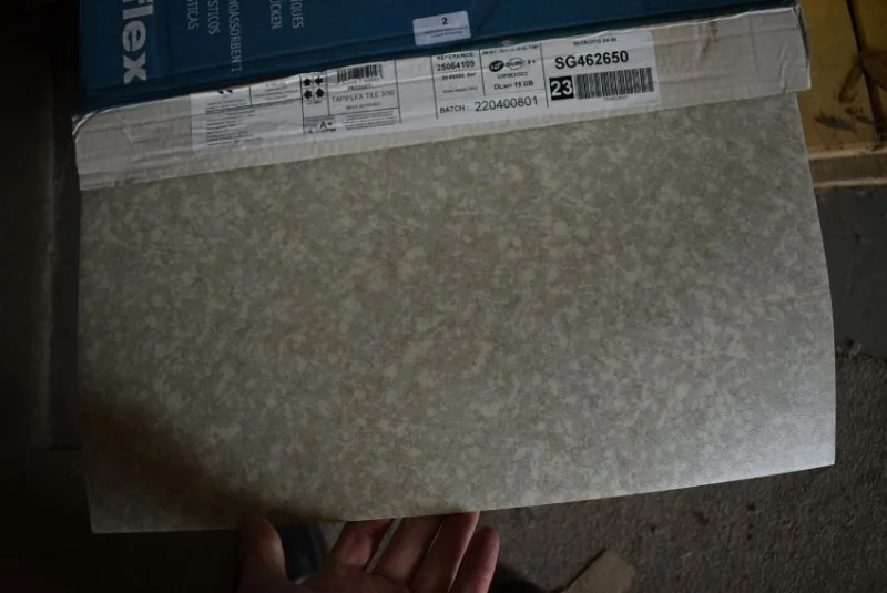 Gilbert Baitson - Stock of New Carpets, Vinyl Flooring (Full and Part Rolls, Carpet Display Racks, Trollies, Samples, Etc. Followed by 500 lots of New and Returned Goods Auction - Auction Image 2