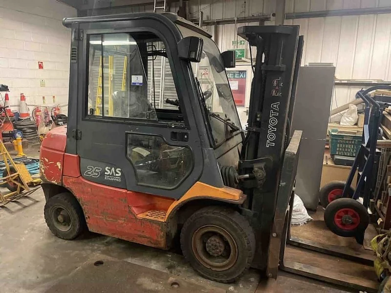 Sweeney Kincaid - Machinery Movers Company Assets Auction - Auction Image 2
