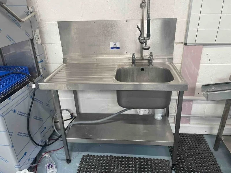 Sweeney Kincaid - Flow Wrap Machines & Catering Equipment Auction - Auction Image 4