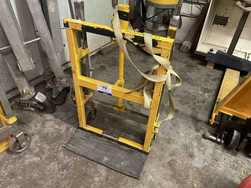 Sweeney Kincaid - Machinery Movers Company Assets Auction - Auction Image 7