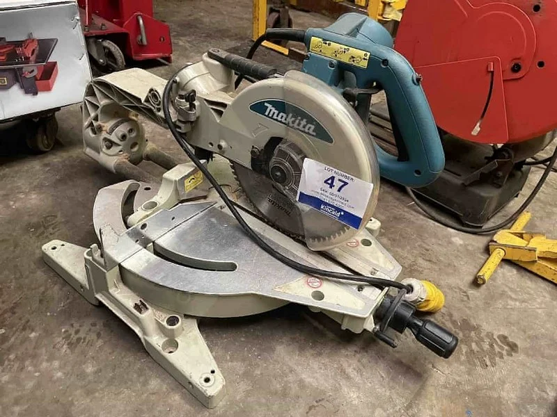 Sweeney Kincaid - Machinery Movers Company Assets Auction - Auction Image 8