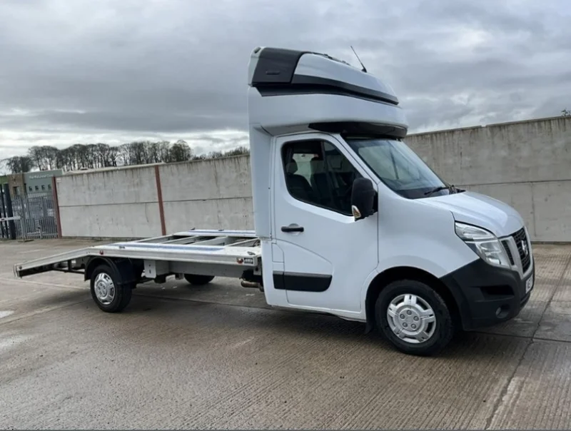 Mid Ulster Auctions Ltd - Vehicle Auction to include Vans, Cars, HGV's - Auction Image 3
