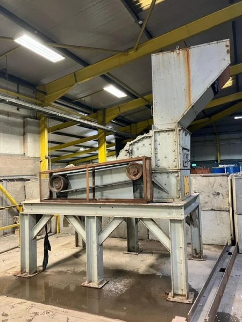 James Armstrong Auctioneers - JCB Waste Spec Teleporters, Walking Floor Trailers, Doppstadt Shredders, Ejector Trailers, Curtainside Trailers & Commercial Vehicles - Auction Image 10