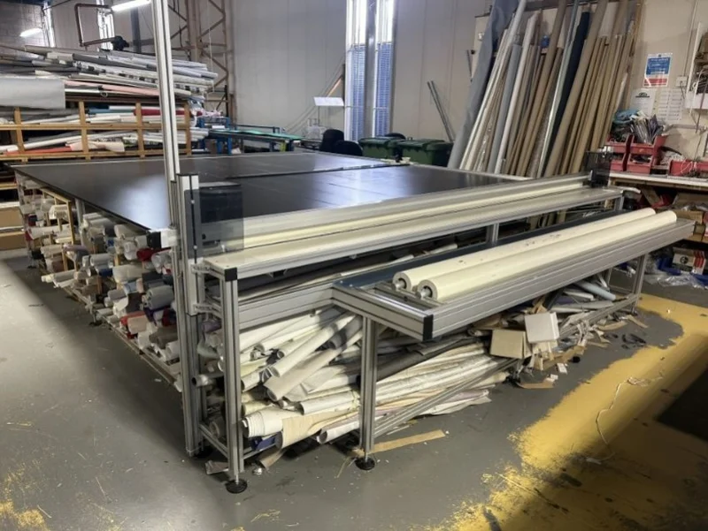 JPS Chartered Surveyors - Contents of Blinds & Curtain Manufacturers to include Semi Automatic Cutting Tables, Blind Cutting Lines, Sewing Machines - Auction Image 4