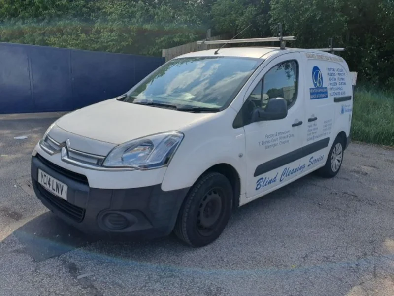 JPS Chartered Surveyors - DAF XF 460 FTG Arctic/Rigid Tractor Units, Iveco, Daily, Citroen Dispatch & Berlingo's, Peugeot Partner Auction - Auction Image 6