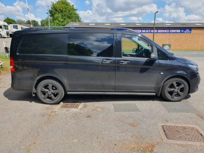 JPS Chartered Surveyors - Mercedes-Benz Vito 116 Sport Bluetec Van with Side Windows Auction - Auction Image 4