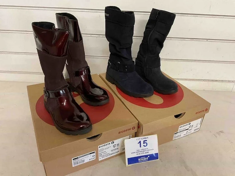 Sweeney Kincaid - Large Quantity of Premium Brand Children's Shoes Auction - Auction Image 5