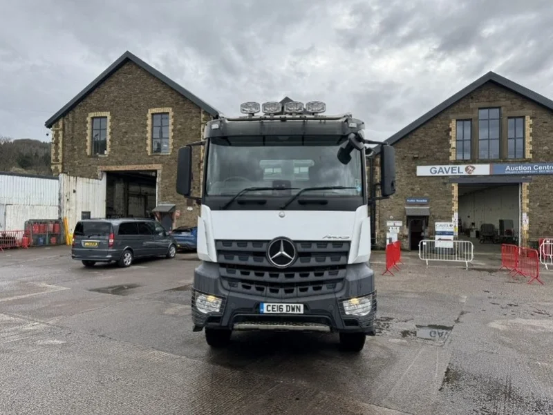 Gavel Auctioneers Ltd - Auction of 2016 Mercedes Benz Arocs Tipper - Auction Image 2
