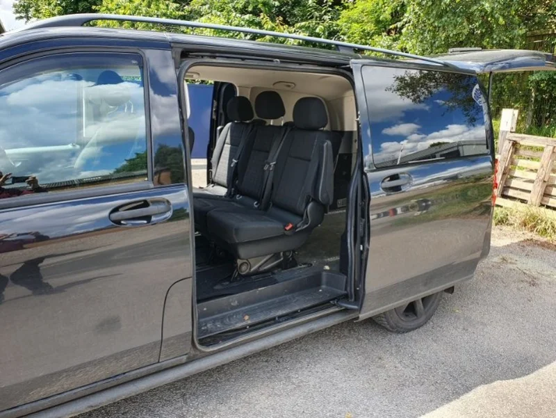 JPS Chartered Surveyors - Mercedes-Benz Vito 116 Sport Bluetec Van with Side Windows Auction - Auction Image 6