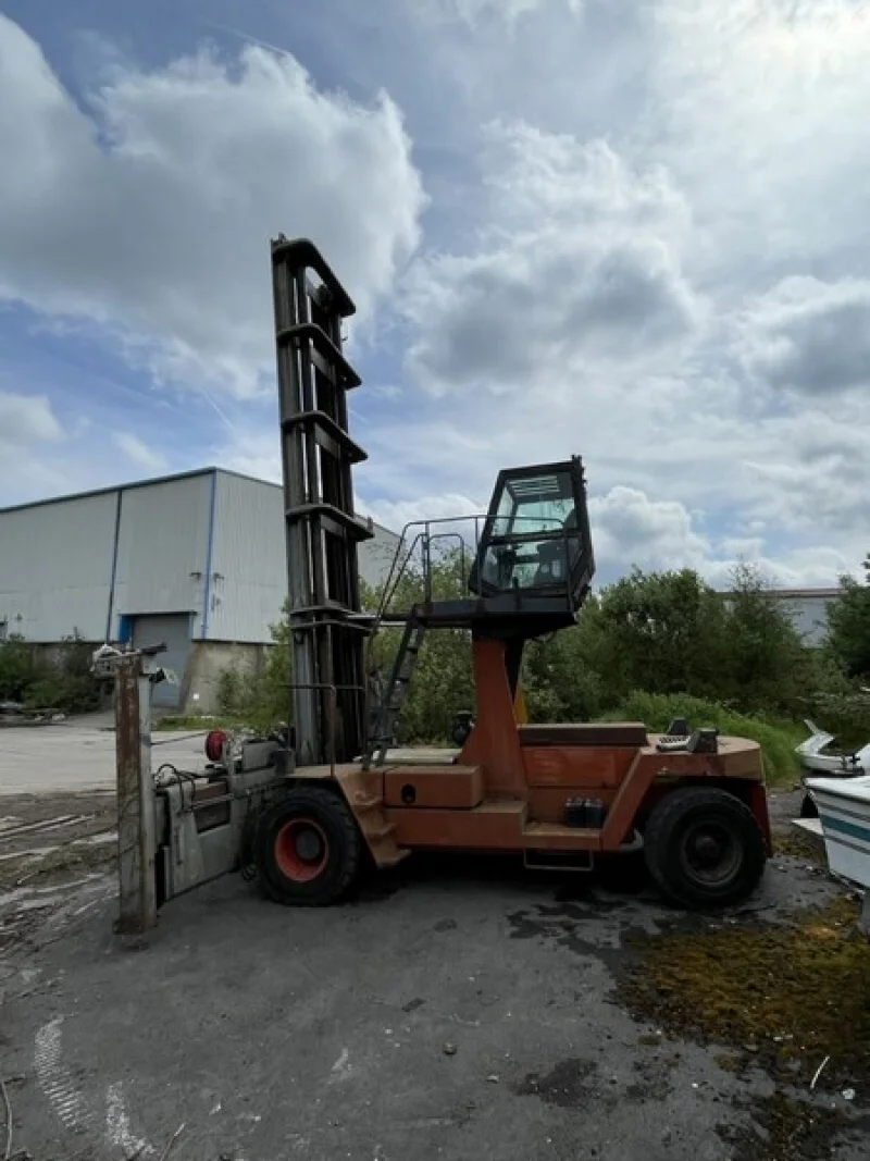 Walker Singleton - Leeds - Haulage Fleet & Handling Equipment Auction - Auction Image 3