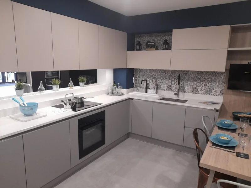 Eddisons - Manchester - The Assets of A Kitchen Showroom Auction - Further lots to include Appliances & Warehouse Equipment - Auction Image 6
