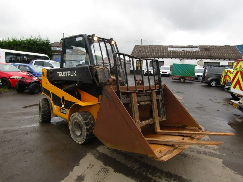 Burnley Auctioneers - Light Commercial, Cars, HGVs, Plant & Machinery & Tools Auction - Auction Image 2