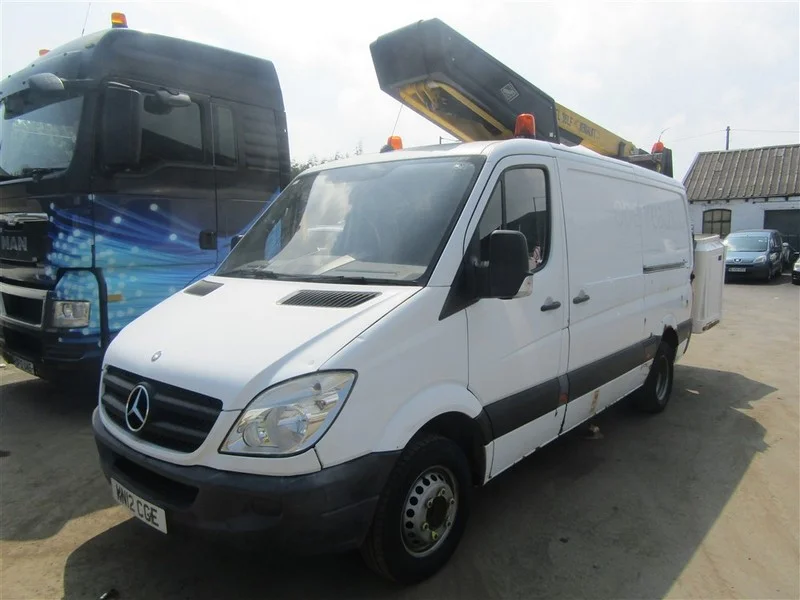 Burnley Auctioneers - Plant & Machinery, HGV's, Light Commercials, Cars & Tools at Auction - Auction Image 7