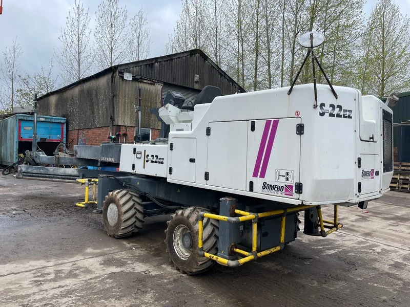 Sanderson Weatherall LLP - Somero Enterprises S-22EZ Concrete Screed Machine Auction - Auction Image 4
