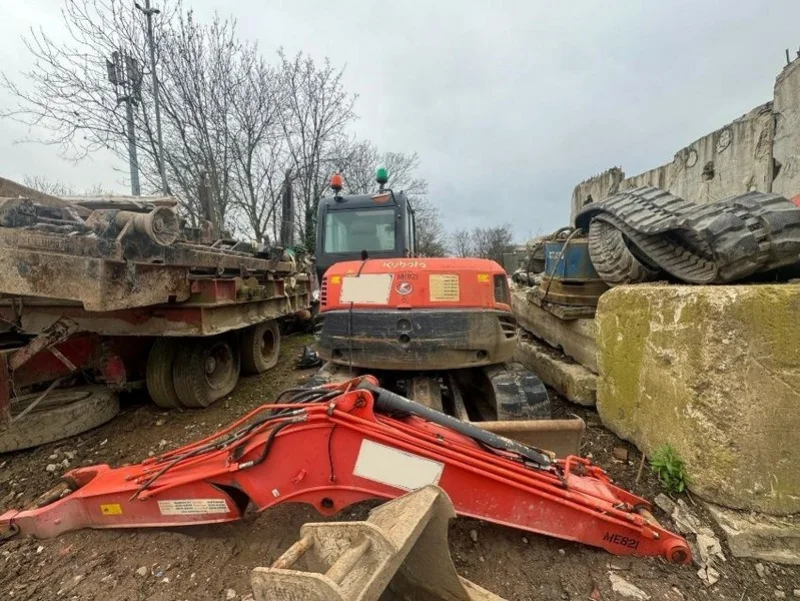 Gavel Auctioneers Ltd - Salvage 2014 Kubota KX080-4 Excavator Auction - Auction Image 3