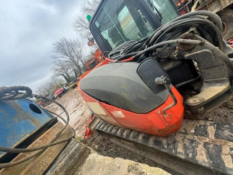 Gavel Auctioneers Ltd - Salvage 2014 Kubota KX080-4 Excavator Auction - Auction Image 5