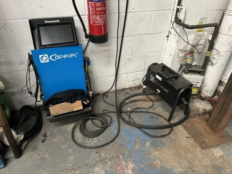 JPS Chartered Surveyors - Contents of MOT & Servicing Centre Auction - 2 & 4 Post Vehicle Lifts, Brake Tester, Emissions Analyser, Wheel/Tyre Balancer & Changer, Compressors - Auction Image 5