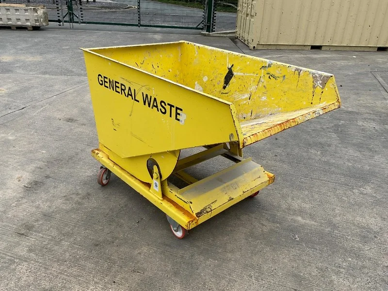 BPI Auctions - 750kg - 1500kg Ridgeway & Invicta Forklift Tipping Skip Auction - Auction Image 2