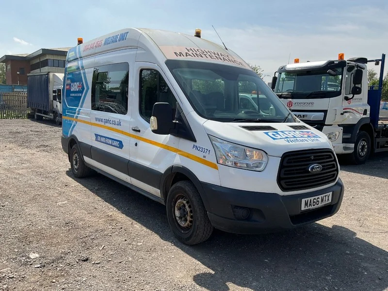 BPI Auctions - 2018 & 2017 Fiat Ducato 35 Multijet Diesel Welfare Vans & 2016 Ford Transit 350 Diesel Welfare Van Auction - Auction Image 2