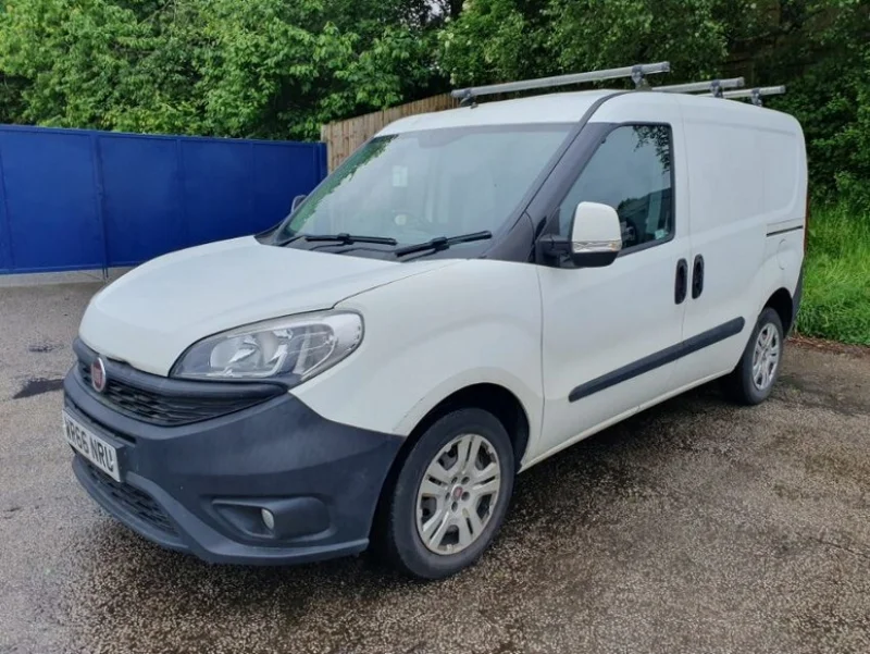 JPS Chartered Surveyors - Motor Vehicle Auction to include Vauxhall, Ford and Renault - Auction Image 2