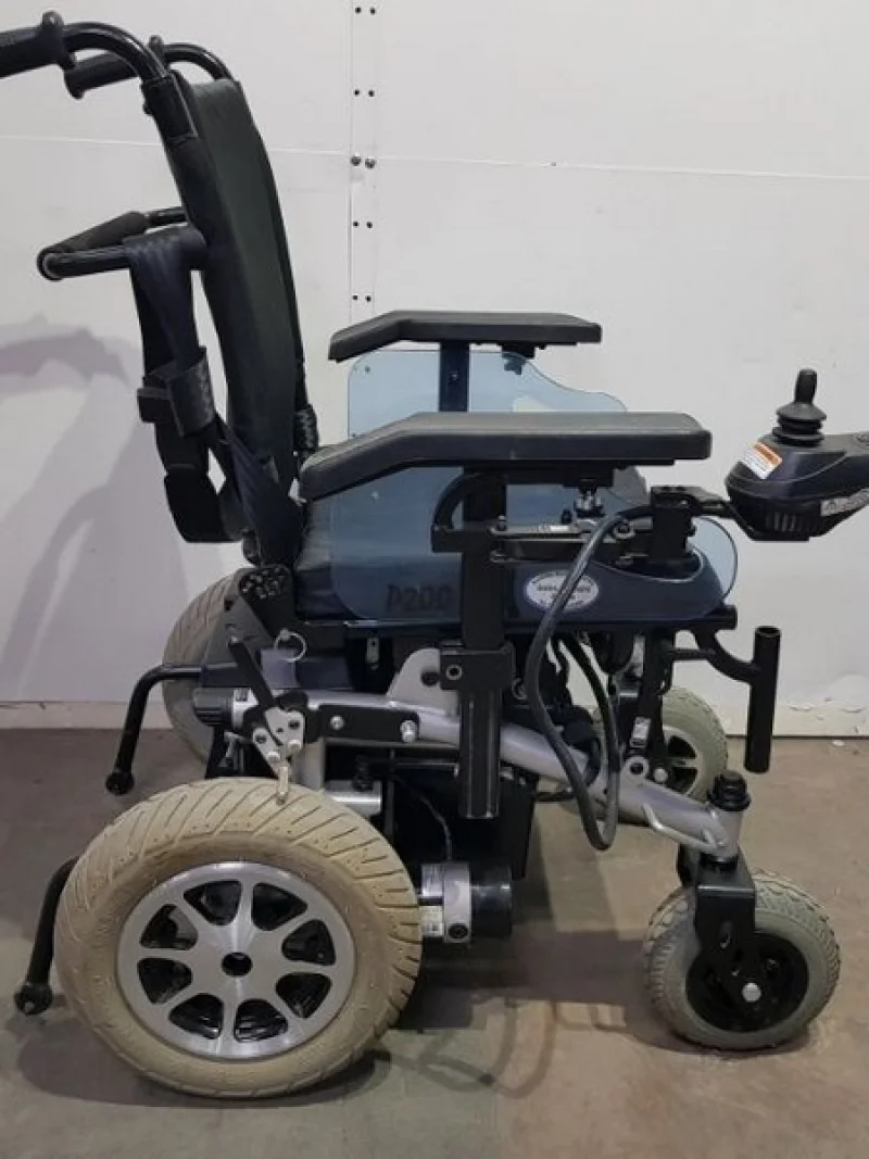 JPS Chartered Surveyors - Contents of a Disability Shop Auction - Mobility Scooters, Wheelchairs, Hoists, Rollators, Walking Aids, Adapted Seating, Pads & More - Auction Image 3