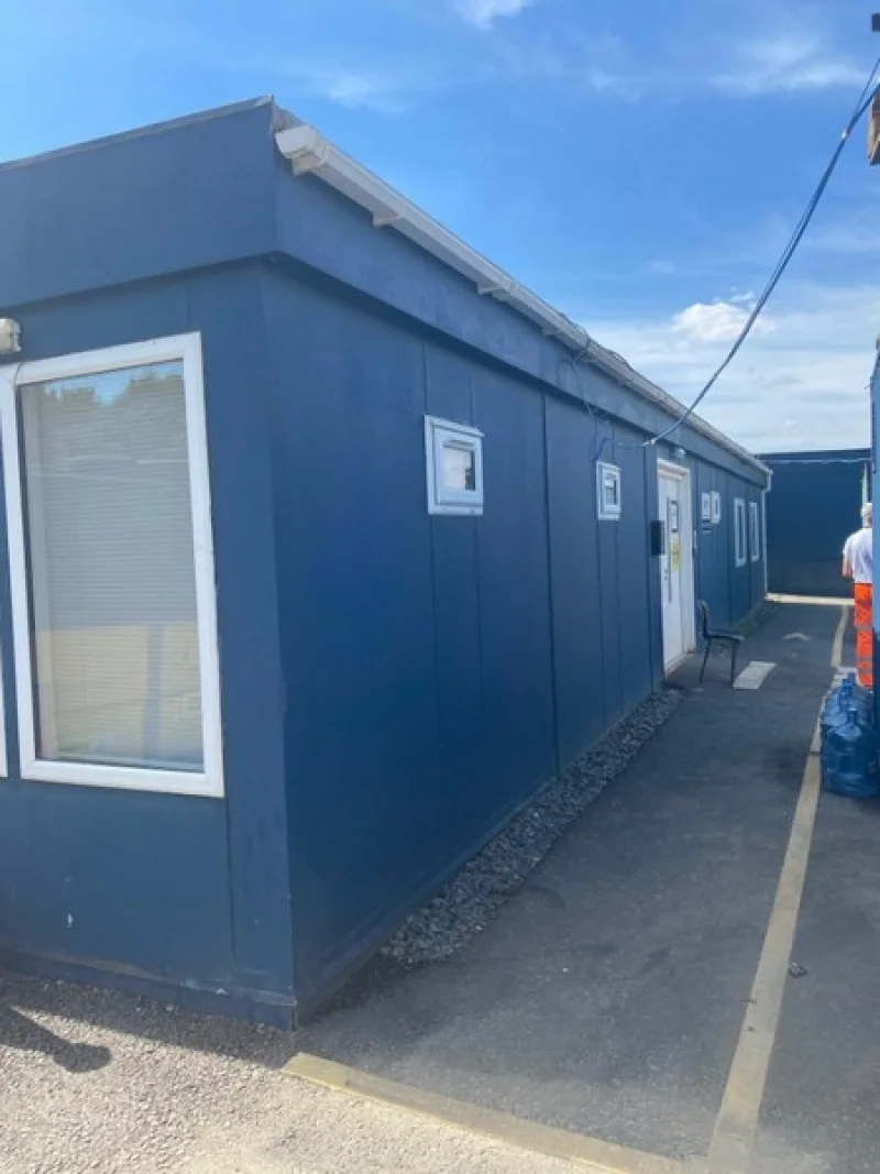 BPI Auctions - 75 Bay Plastisol Modular Building Auction Consisting of Offices & Welfare Facilities - Auction Image 3