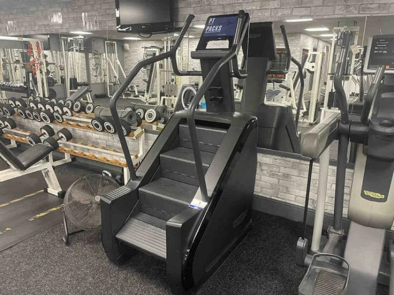 Sweeney Kincaid - Contents of Gym Auction - Auction Image 1