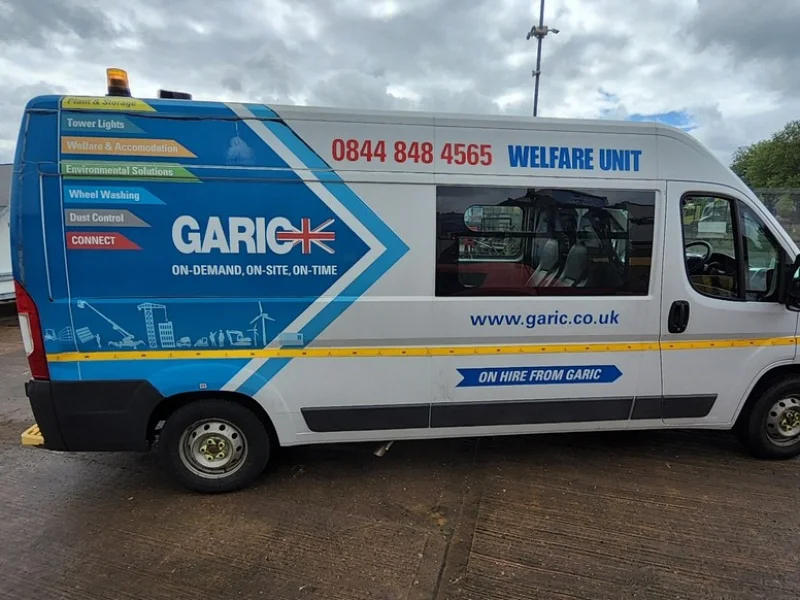 BPI Auctions - 2018 & 2017 Fiat Ducato 35 Multijet Diesel Welfare Vans & 2016 Ford Transit 350 Diesel Welfare Van at Auction - Auction Image 2