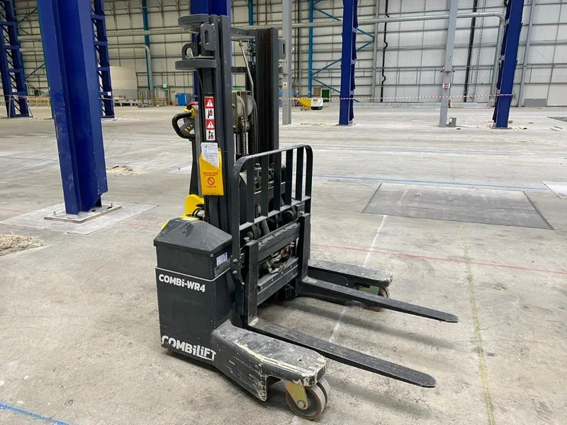 BPI Auctions - 2016 Combilift Multidirectional Counter Balance Forklift Auction - Auction Image 3