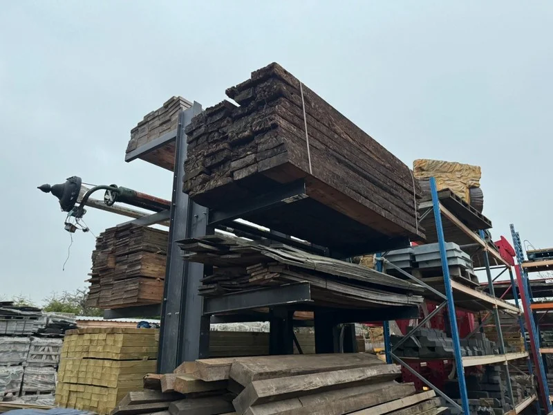 BPI Auctions - Reclamation Sleepers, Oak Planks, Edging Boards, Bricks, Granite Setts, Wooden Barrels & more at Auction - Auction Image 3