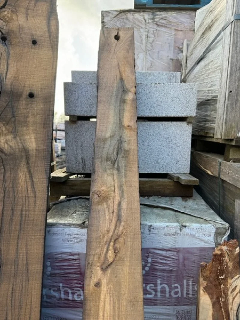 BPI Auctions - Reclamation Sleepers, Oak Planks, Edging Boards, Bricks, Granite Setts, Wooden Barrels & more at Auction - Auction Image 4
