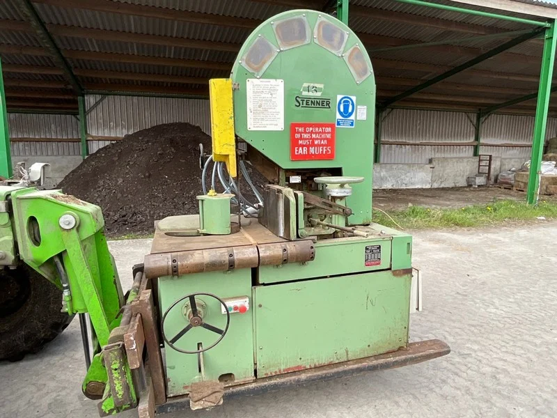 BPI Auctions - Entire Contents of JAK Bar & Shopfitters Auction - Auction Image 2