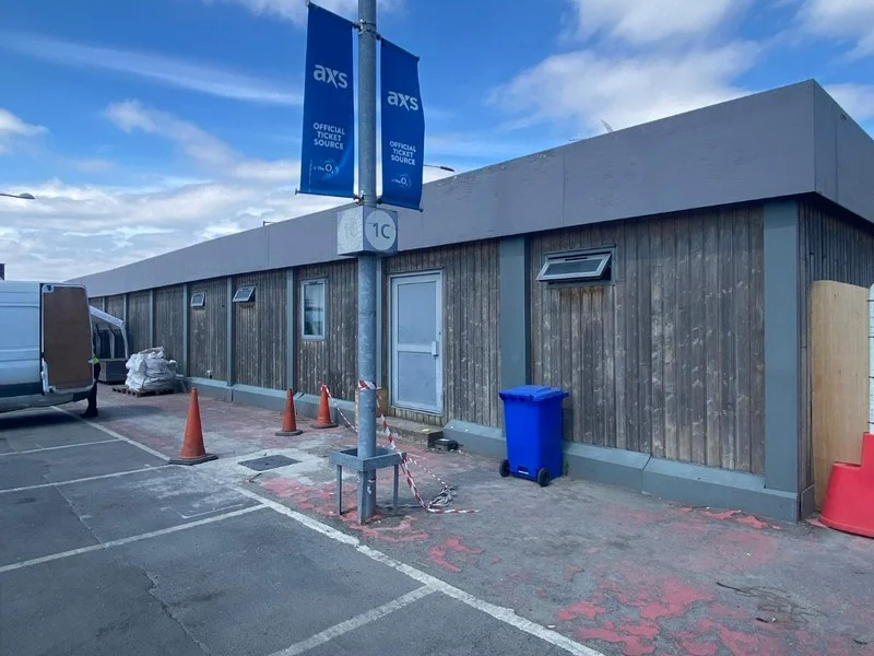 BPI Auctions - 11 Bay Timber Clad Modular Building Auction - Auction Image 1